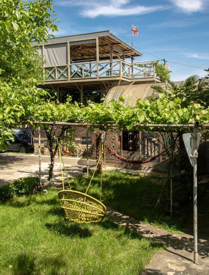 Qilimcha'S Guesthouse-Art Museum Telavi Bagian luar foto