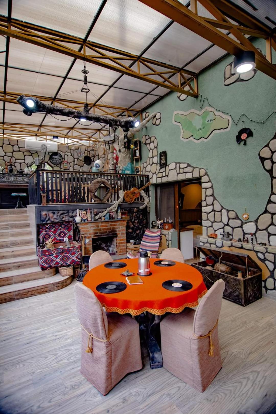 Qilimcha'S Guesthouse-Art Museum Telavi Bagian luar foto